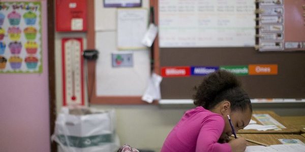 cesar-chavez-elementary-in-portland92003jpg-e444499d74ea7043